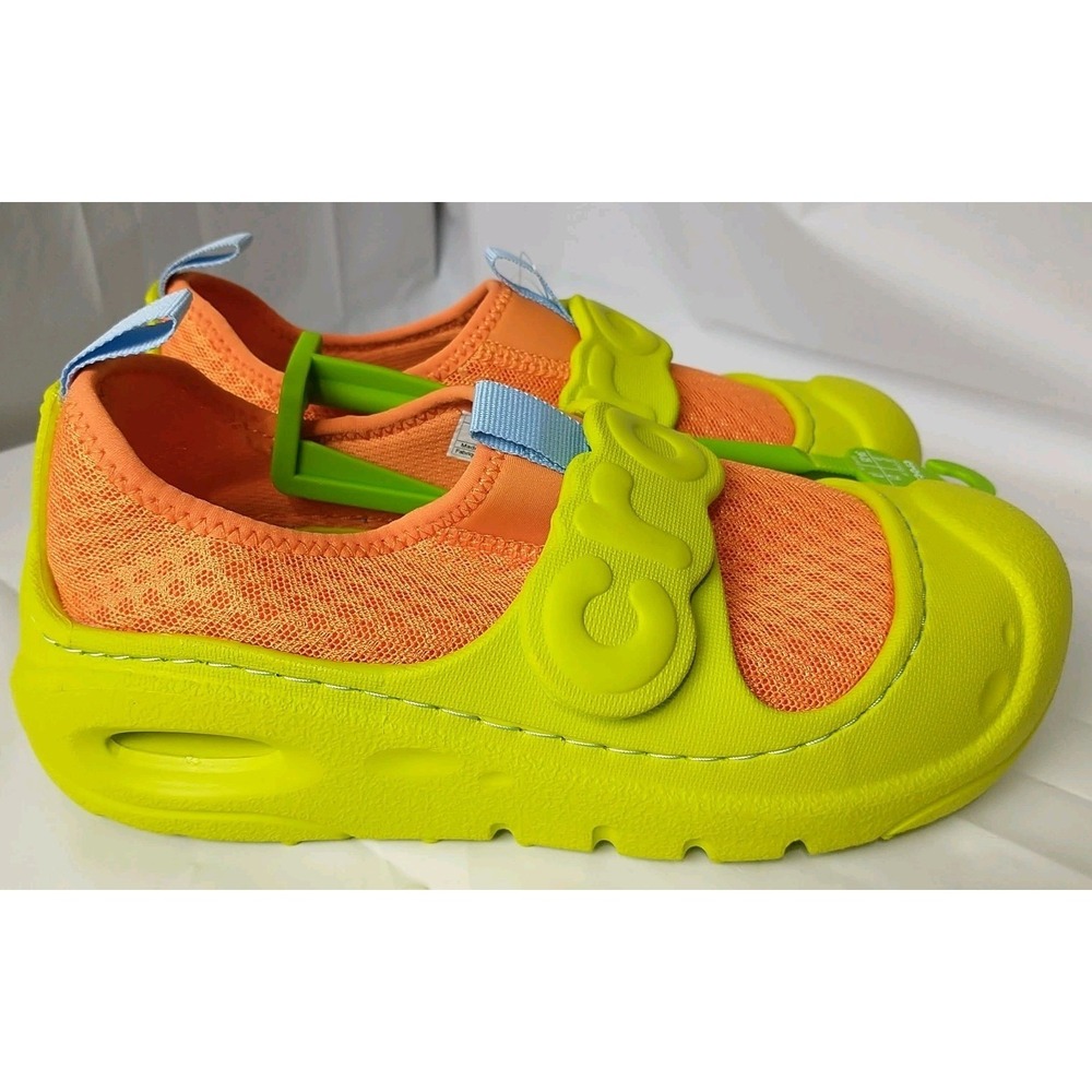 Crocs Kids Swiftwater Splash Water Beach Shoes Koi Fish Dragon Fruit J3 210620